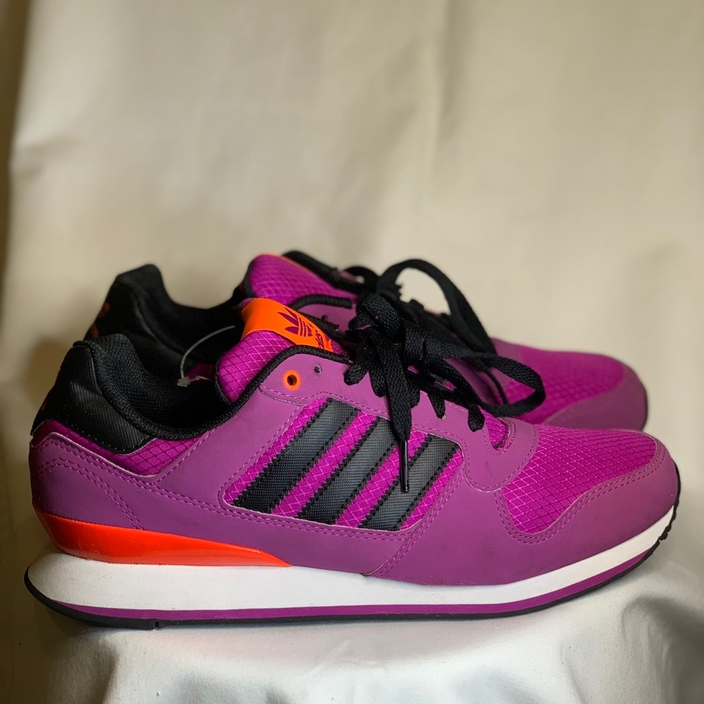 Adidas Mens Sz 9.5